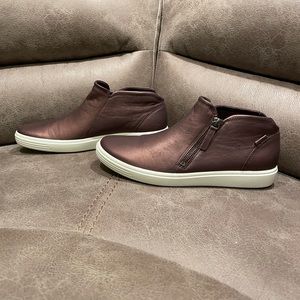 ECCO Soft 7 Bootie